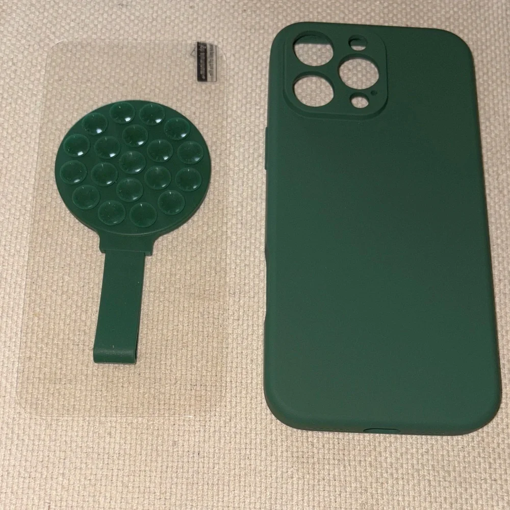💚🆕💚 QxbSky Green Phone Case With MagSafe Suction Holder and Screen Protector